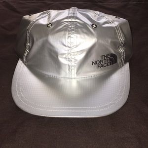 Metallic Supreme x Northface adjustable hat